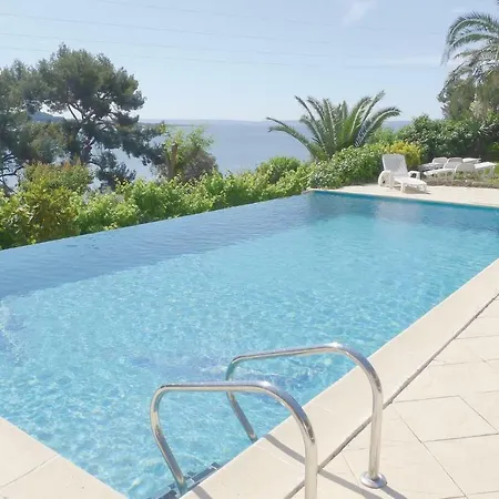 Stunning In Istres With Wifi Apartman *
